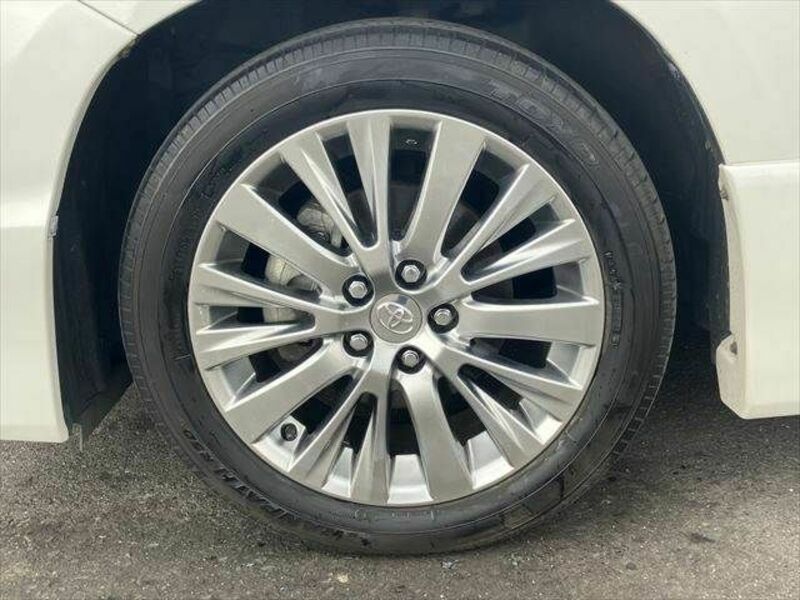 VELLFIRE-29