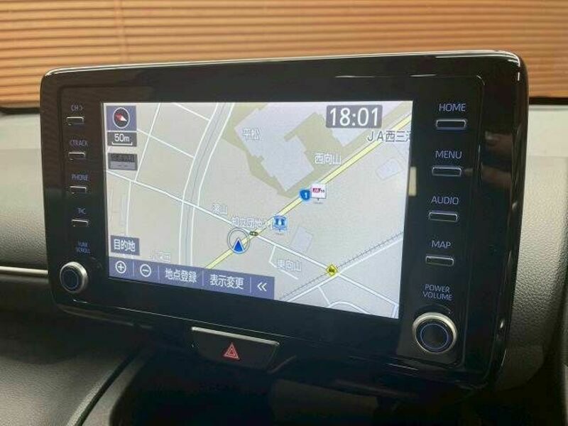 YARIS CROSS-2