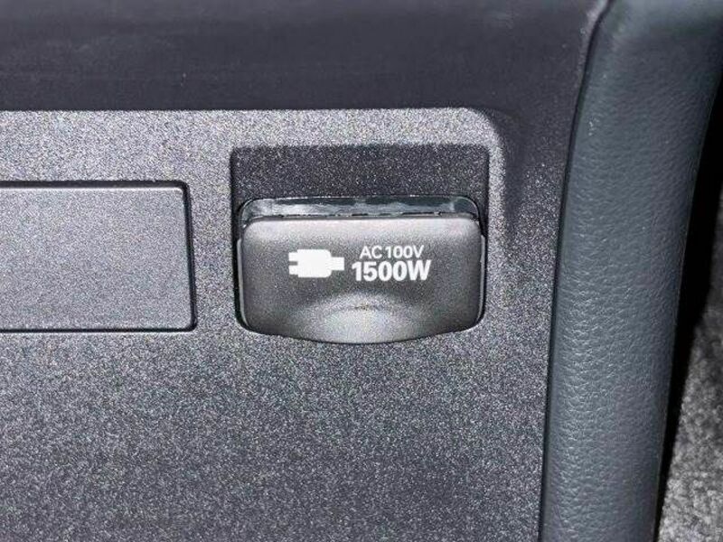 PRIUS-7