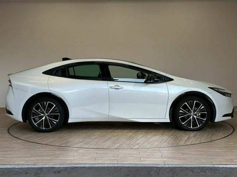 PRIUS-14