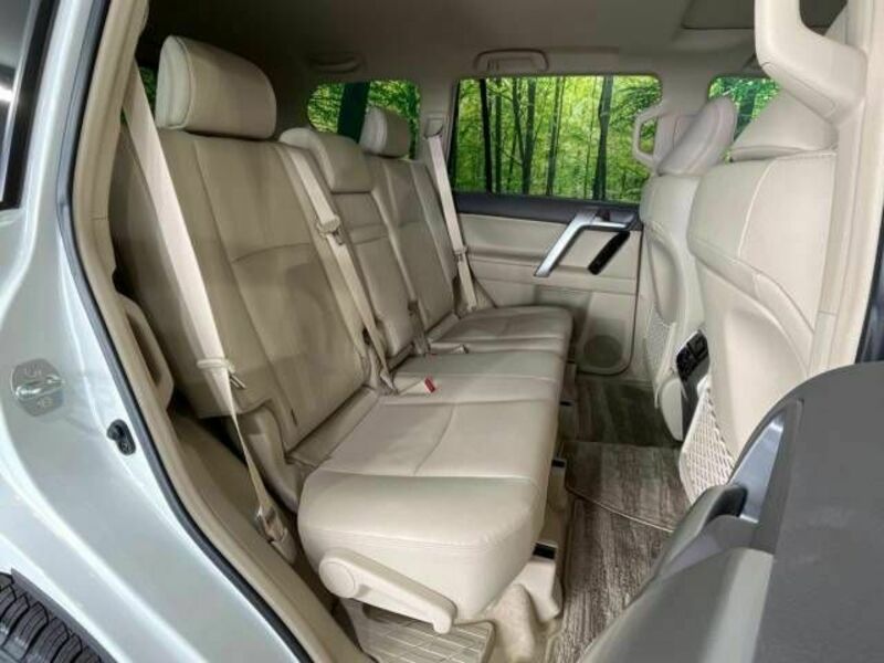 LAND CRUISER PRADO-8