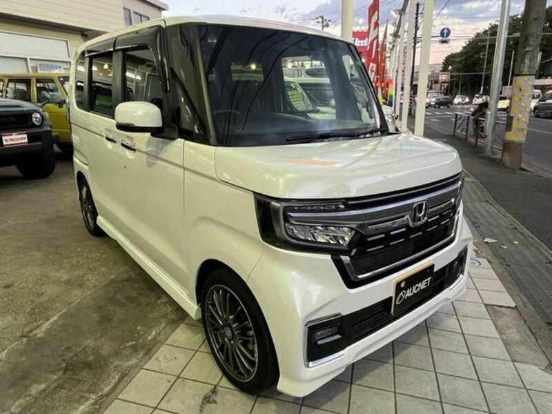 N BOX CUSTOM