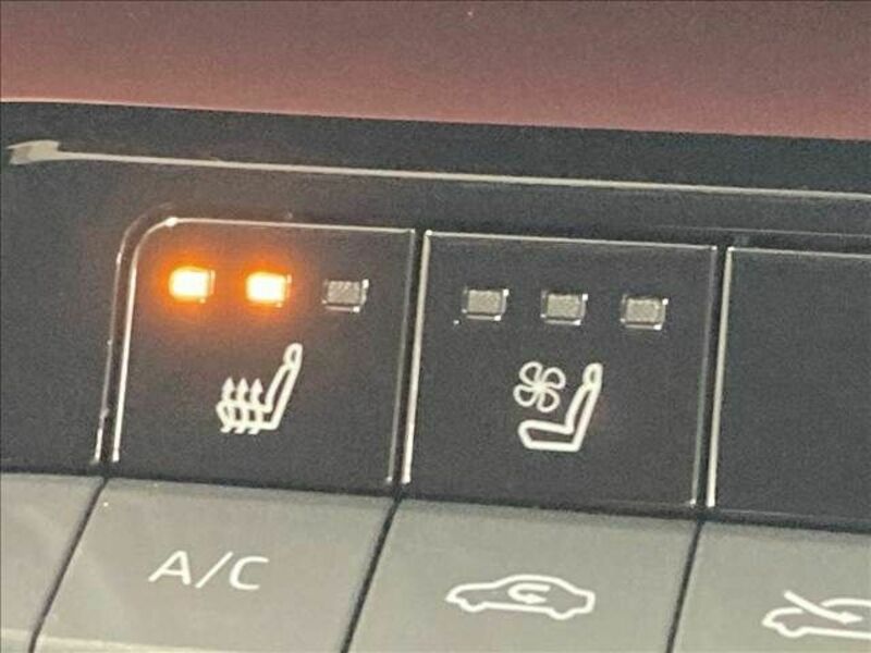 PRIUS PHV-7