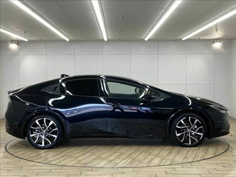 PRIUS PHV-16