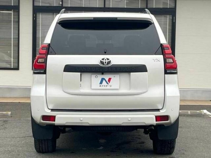 LAND CRUISER PRADO-16