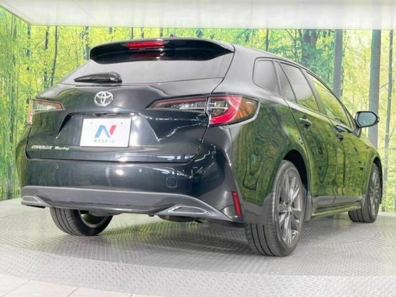 COROLLA TOURING-16