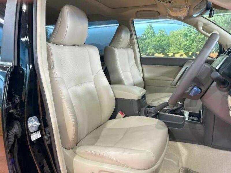 LAND CRUISER PRADO-8