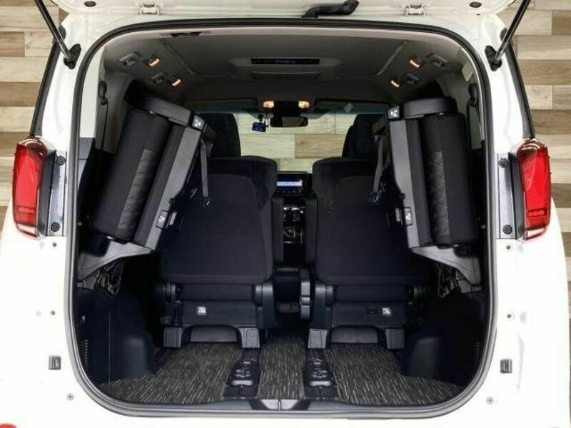 ALPHARD-12
