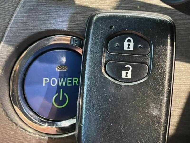 PRIUS-6
