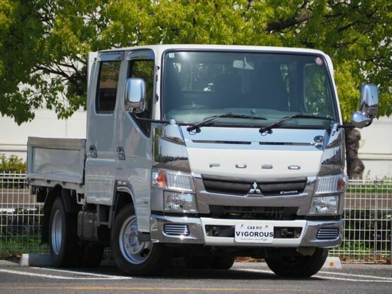 MITSUBISHI　CANTER