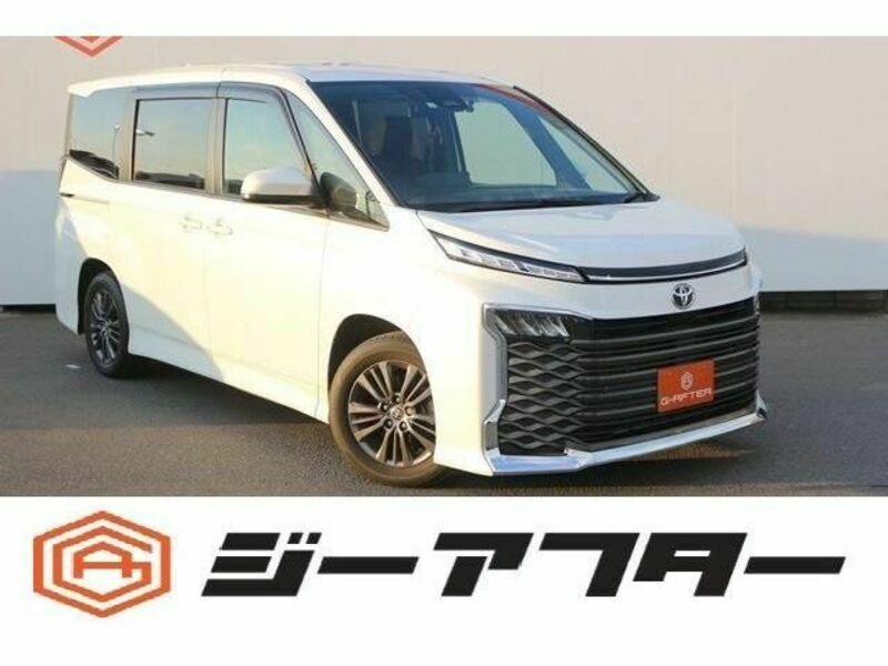 TOYOTA　VOXY