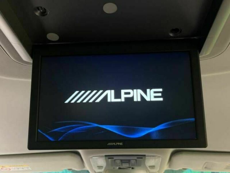 VELLFIRE-3