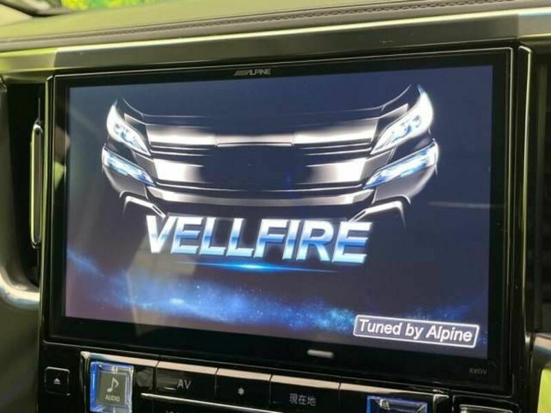 VELLFIRE-4