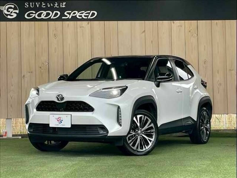 TOYOTA　YARIS CROSS
