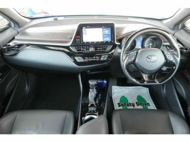 C-HR-7