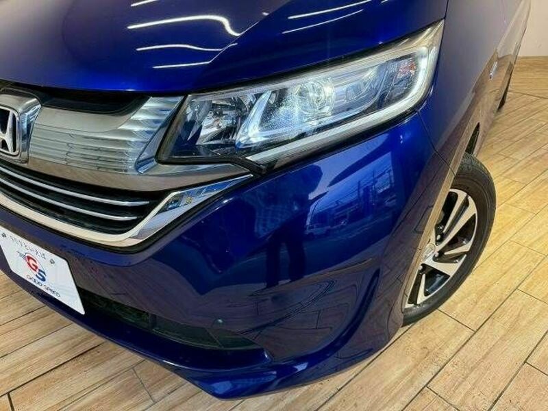 FREED HYBRID-18
