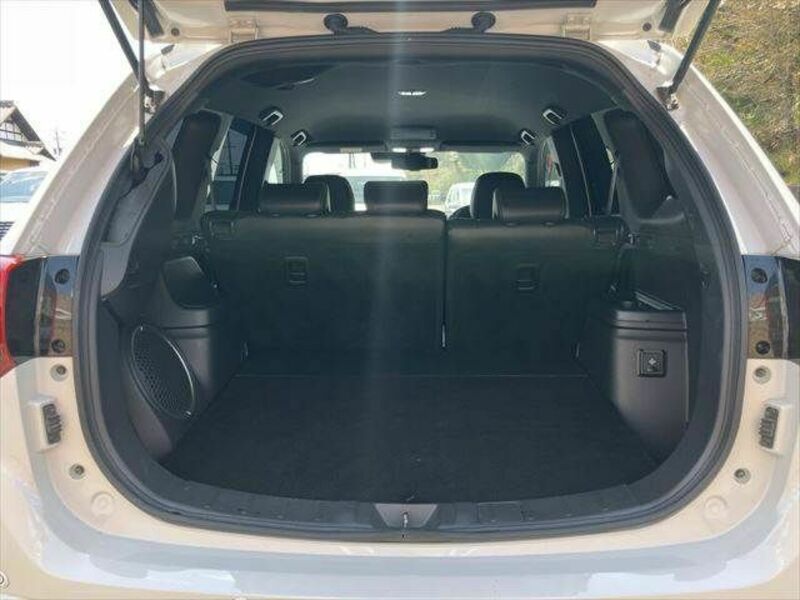 OUTLANDER PHEV-6