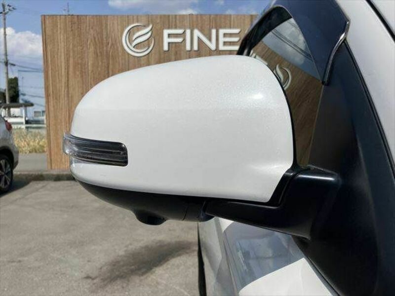 OUTLANDER PHEV-19