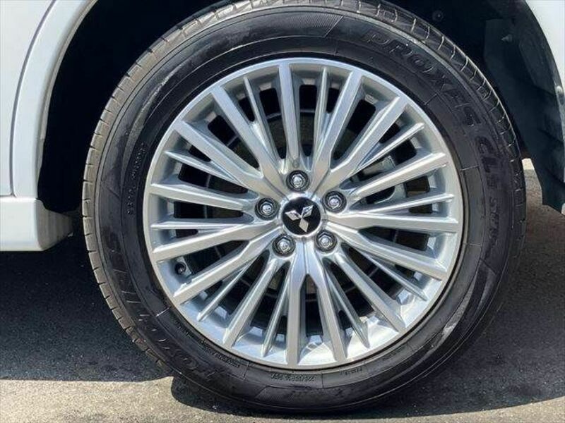 OUTLANDER PHEV-26