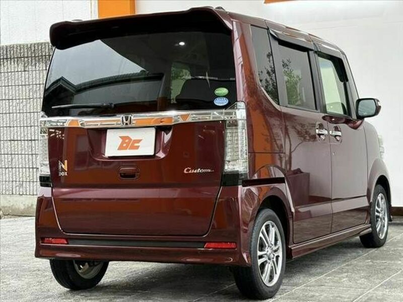 N BOX CUSTOM-12