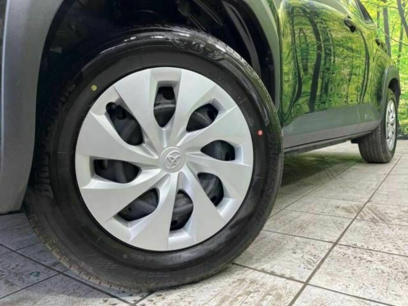 YARIS CROSS-13