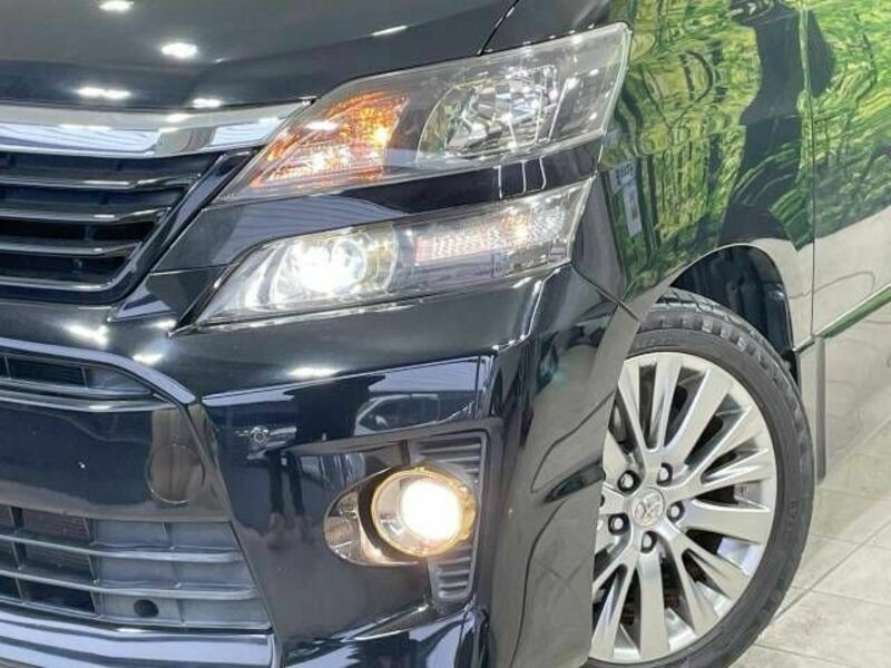 VELLFIRE-12