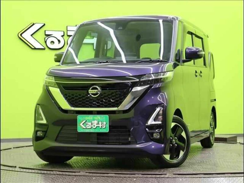 NISSAN　ROOX