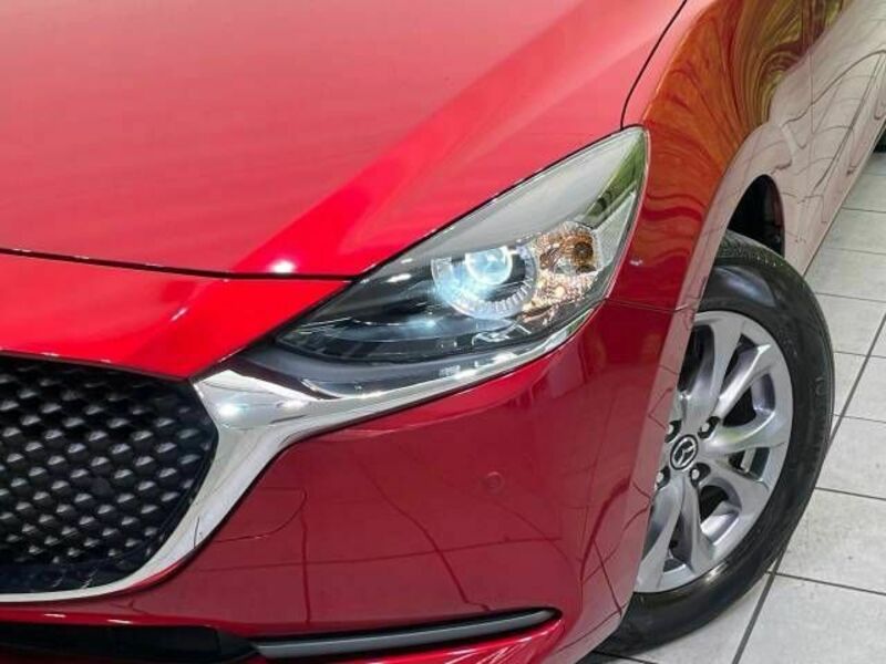 MAZDA2-12