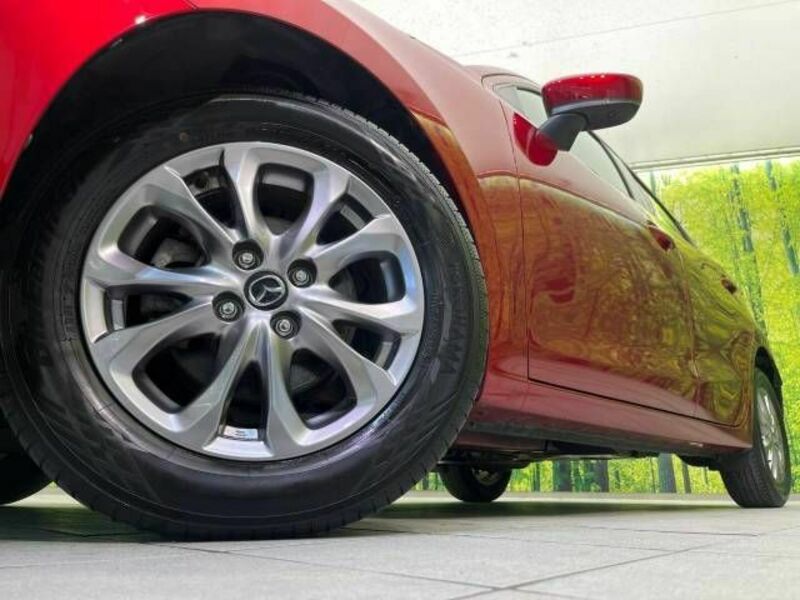 MAZDA2-13
