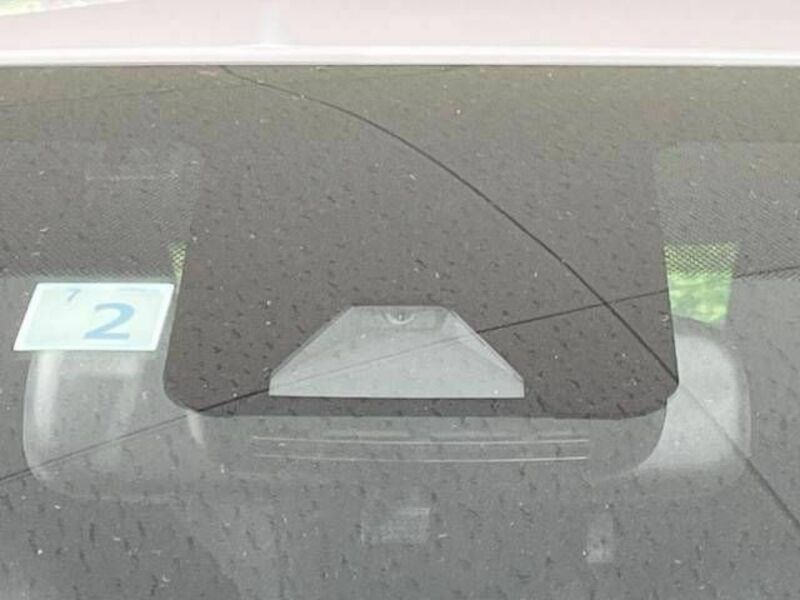 YARIS-5