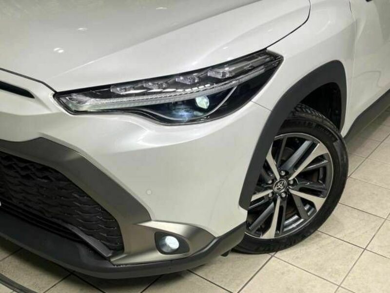 COROLLA CROSS-11