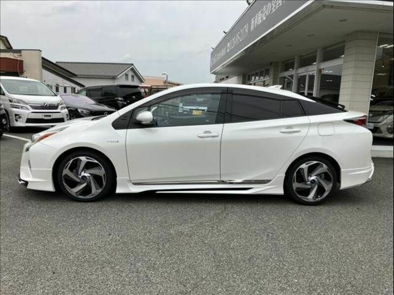 PRIUS-7