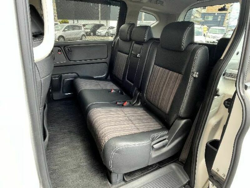 FREED HYBRID-12