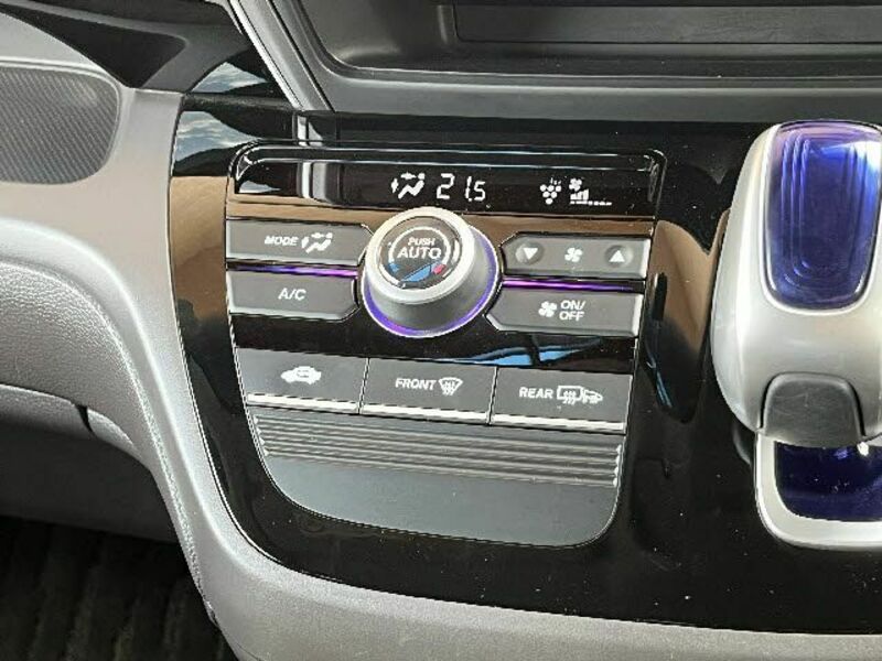 FREED HYBRID-14