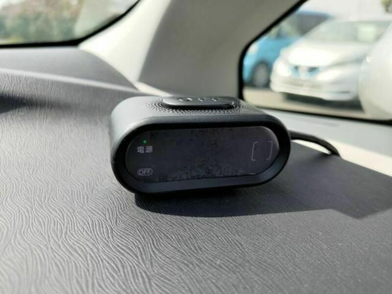 PRIUS-18