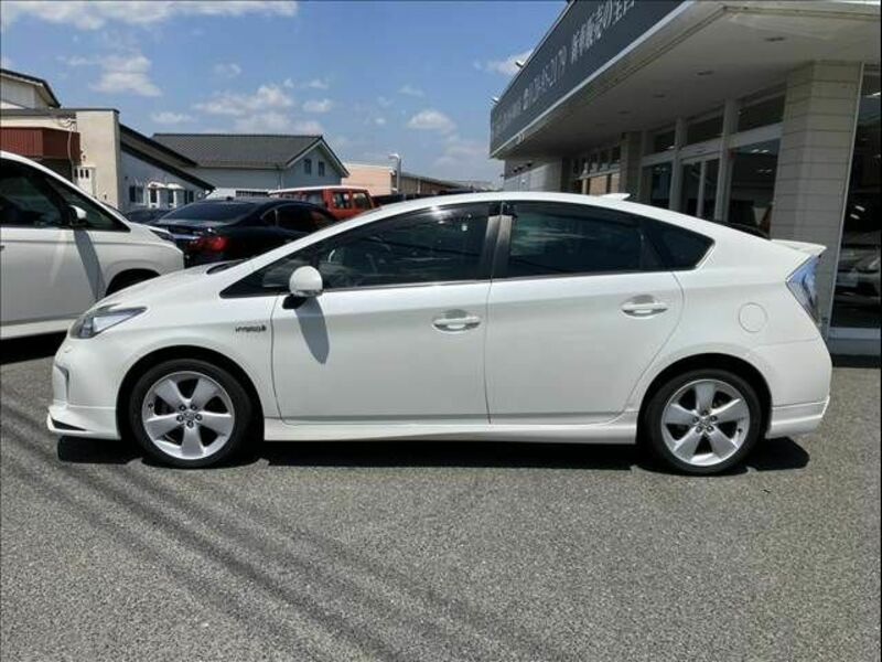 PRIUS-7
