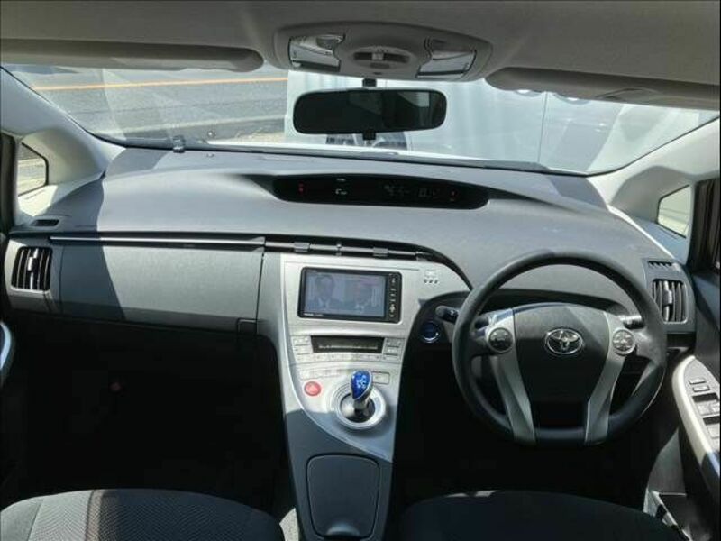 PRIUS-14