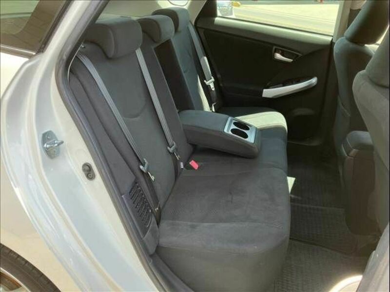 PRIUS-15