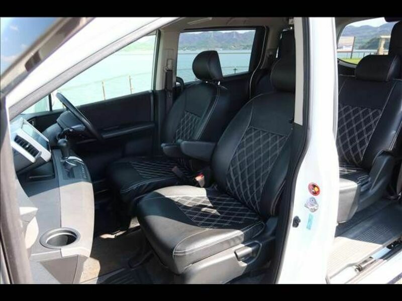 FREED HYBRID-17