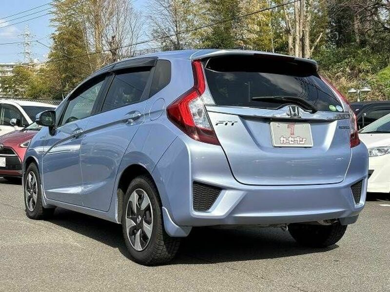FIT HYBRID-2
