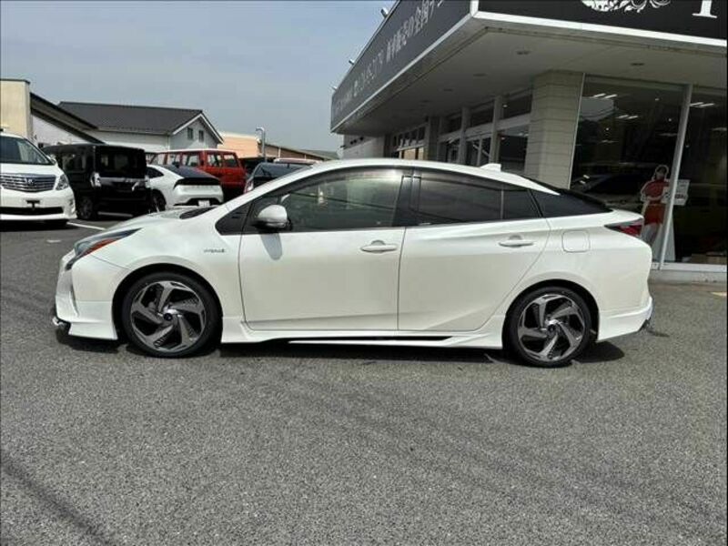 PRIUS-7