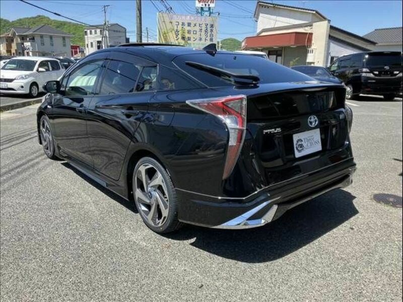 PRIUS-6