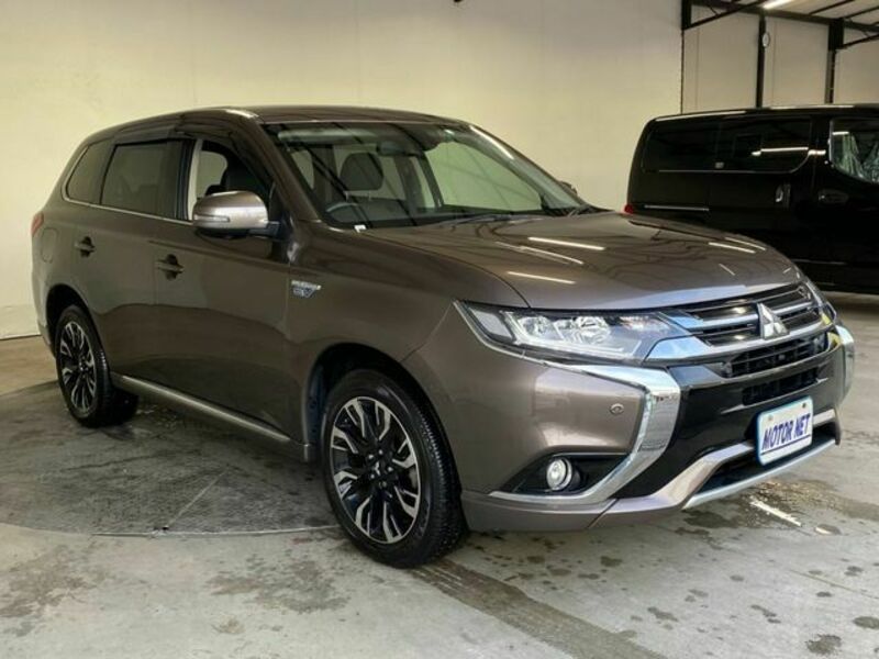 OUTLANDER PHEV-20