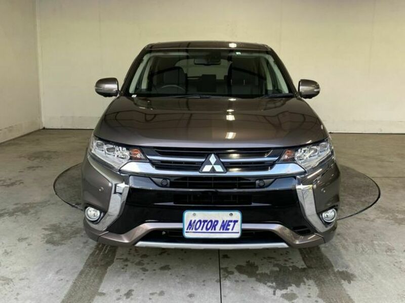 OUTLANDER PHEV-21
