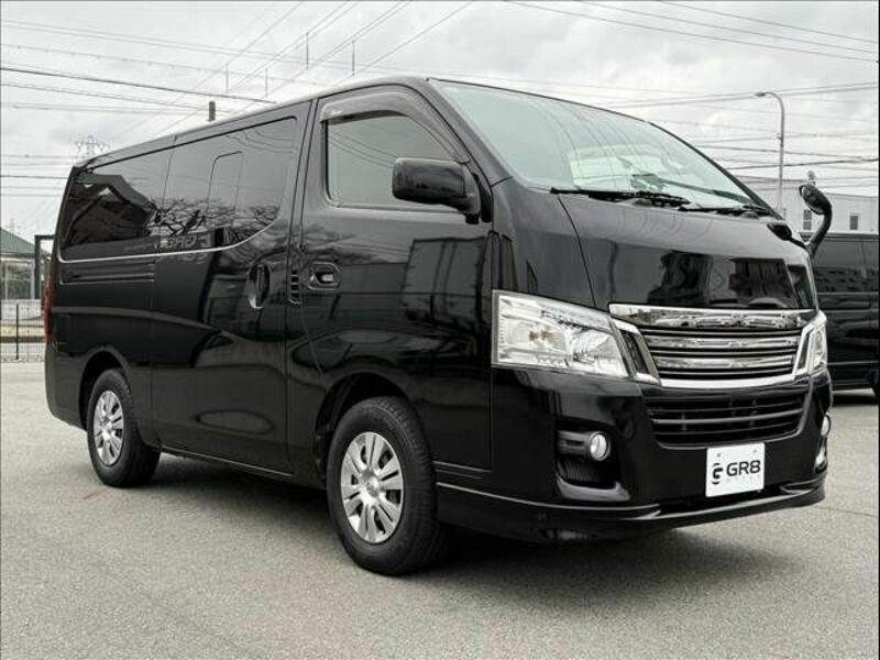NV350 CARAVAN-10
