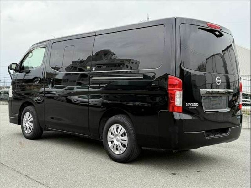 NV350 CARAVAN-15