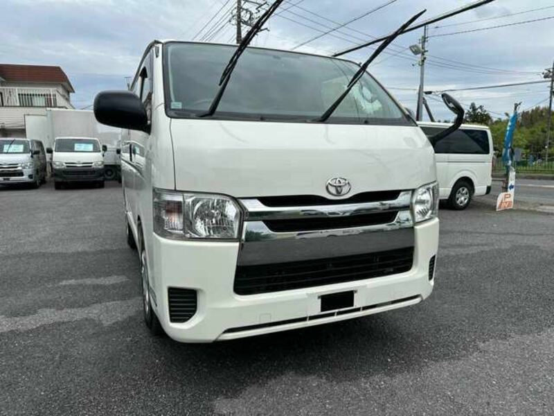 HIACE VAN-1