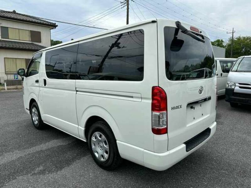 HIACE VAN-4