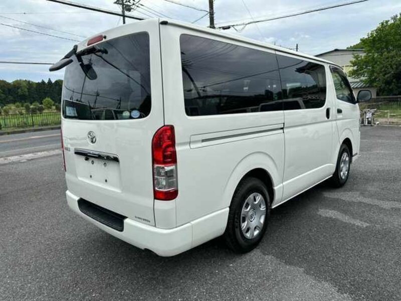 HIACE VAN-6
