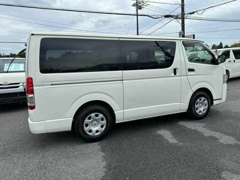 HIACE VAN-7